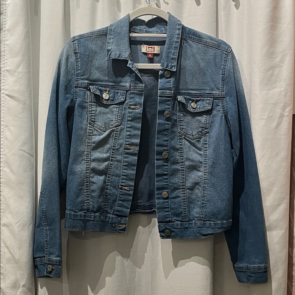 Lei’s Classic Blue Jean Jacket Girls medium